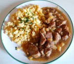 Lammragout mit Spätzle