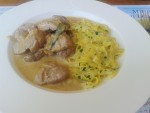 Schweinefiletspitzen in Rahmsauce mit Kräuternudeln - Stainzerhof - Stainz