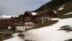 vom 2er Sessellift aus, auf den Zugerberg - s'Achtele - Lech am Arlberg