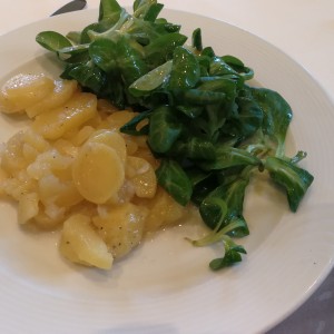 Erdäpfel-Vogerlsalat - Schwarz - Nöhagen
