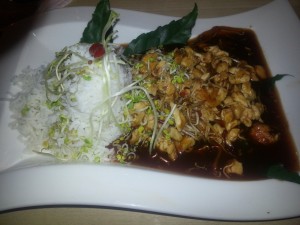 Thai Chicken mit Chili und Basilikum - Chizzo - Kitzbühel