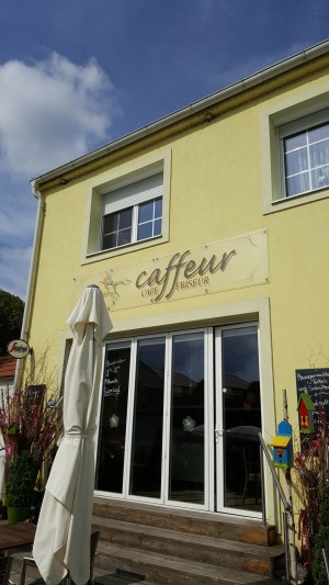 Caffeur - Café und Friseur