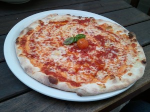 die Pizza sieht gar nicht so übel aus ... - Vapiano Praterstraße - Wien