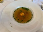 Bouillon mit Ei, hervorragend. - Stern - Wien