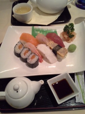 Sushi-Teller mittelgroß