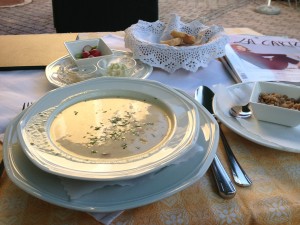 Schwammerlsuppe mit Hadnsterz - Landhotel Restaurant Hubinger - ETMIßL