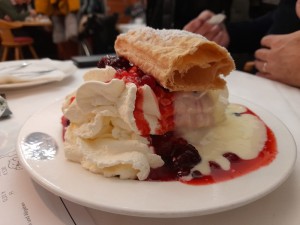 Klosterschnitte - Klostergasthof des Stiftes Heiligenkreuz - Heiligenkreuz