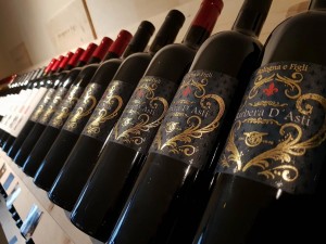 Barbera Superiore vom eigenen Weingut "Bologna e Figli" - Enoteca Piemontissimo - Wien