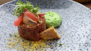 Beef Tartar - Schlegelkopf Restaurant/Bar - Lech