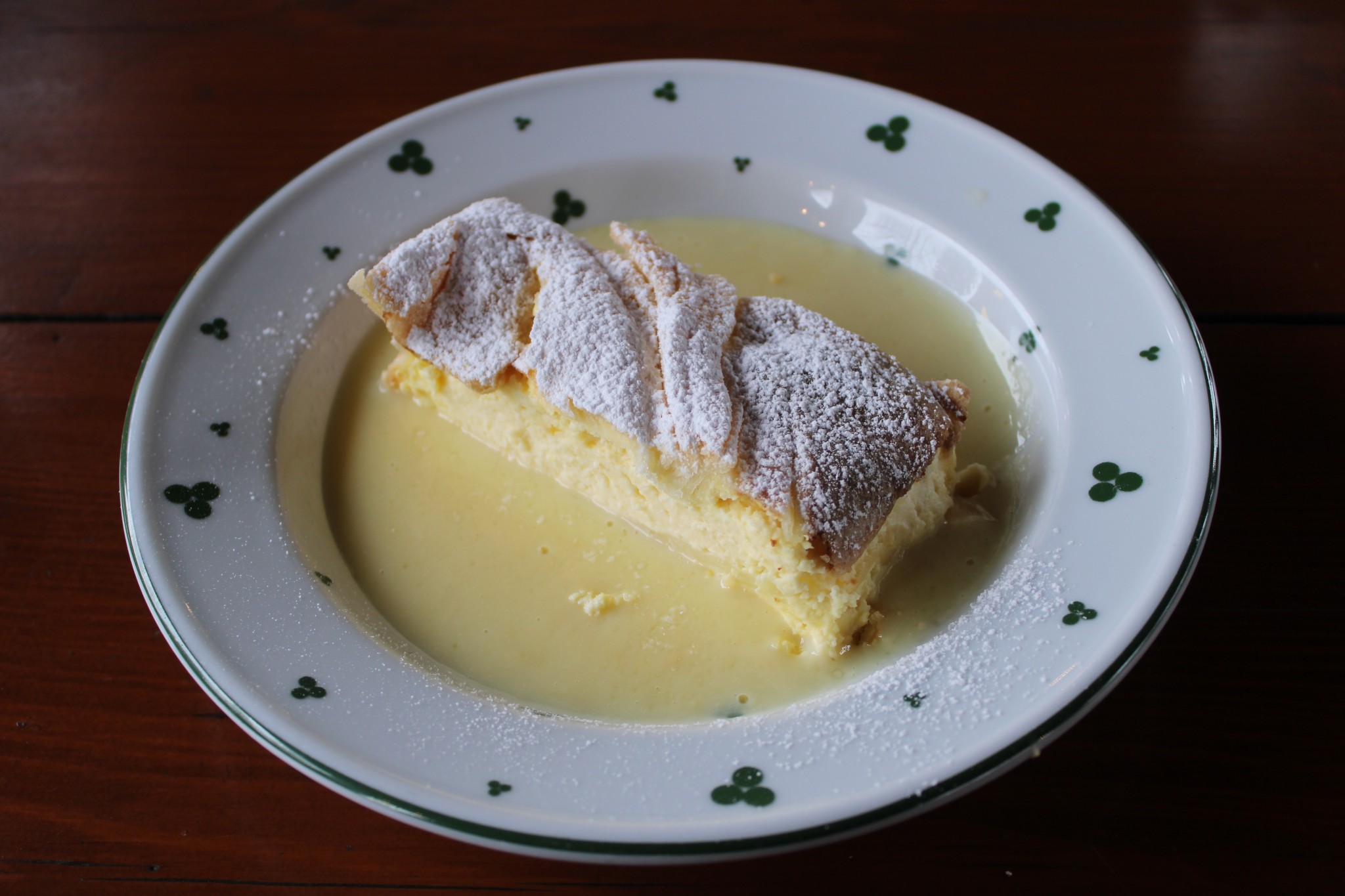 Milchrahmstrudel mit Vanillesauce - Hochram-Alpe - Gablitz