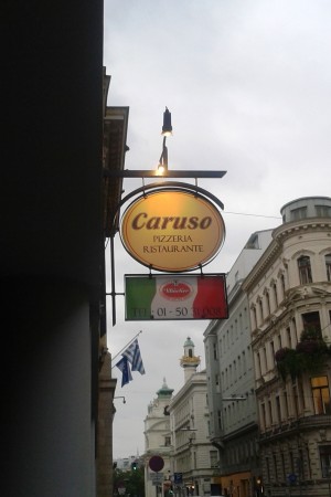 Pizzeria Caruso Lokalaußenreklame - Pizzeria Caruso - Wien