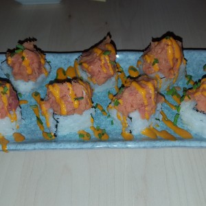Spicy Tuna Roll mit Tuna Tatar und Avocado - Bento - Wiener Neudorf