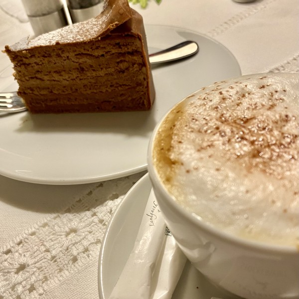 Exzellenter Kaffee und „SchokoGlück“ - Stockerwirt - Sulz im Wienerwald