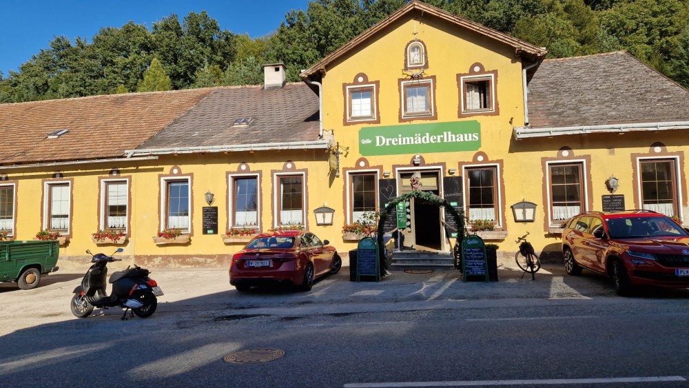 Gasthaus Kramel - Dreimäderlhaus - Wolfsgraben