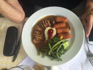 Lammschlögel mit Kroketten - Gasthof Maria Plain - Bergheim / Salzburg