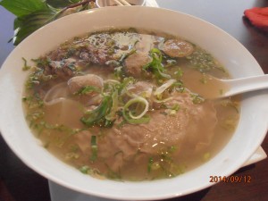 Pho Cho Lon (Pho mit drei Sorten Fleisch vom Rind)