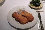 Sodoma - Wiener Schnitzel - sollte m.E. schon anders aussehen - Gasthaus Sodoma - Tulln