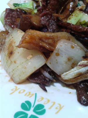 Klee Wok - Teppanyaki (Mariniertes Beef, viele Pilze, Pak Choi, Zwiebel und ... - Asia Restaurant Klee Wok - Wien