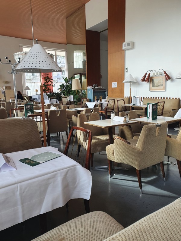 Selten so ein leeres Lokal gesehen - Café Prückel - Wien