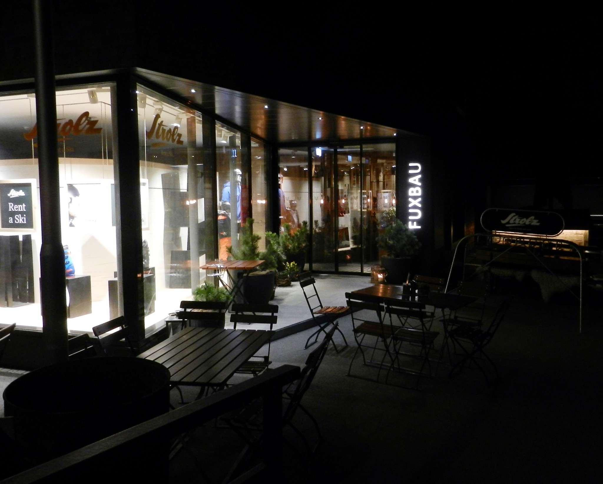 Ein Fuxbau bei Nacht. Bewertung folgt vielleicht 2019, alles in allem war es ... - FUXBAU - Stuben am Arlberg
