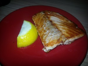 Gegrillter Lachs (Laufband)